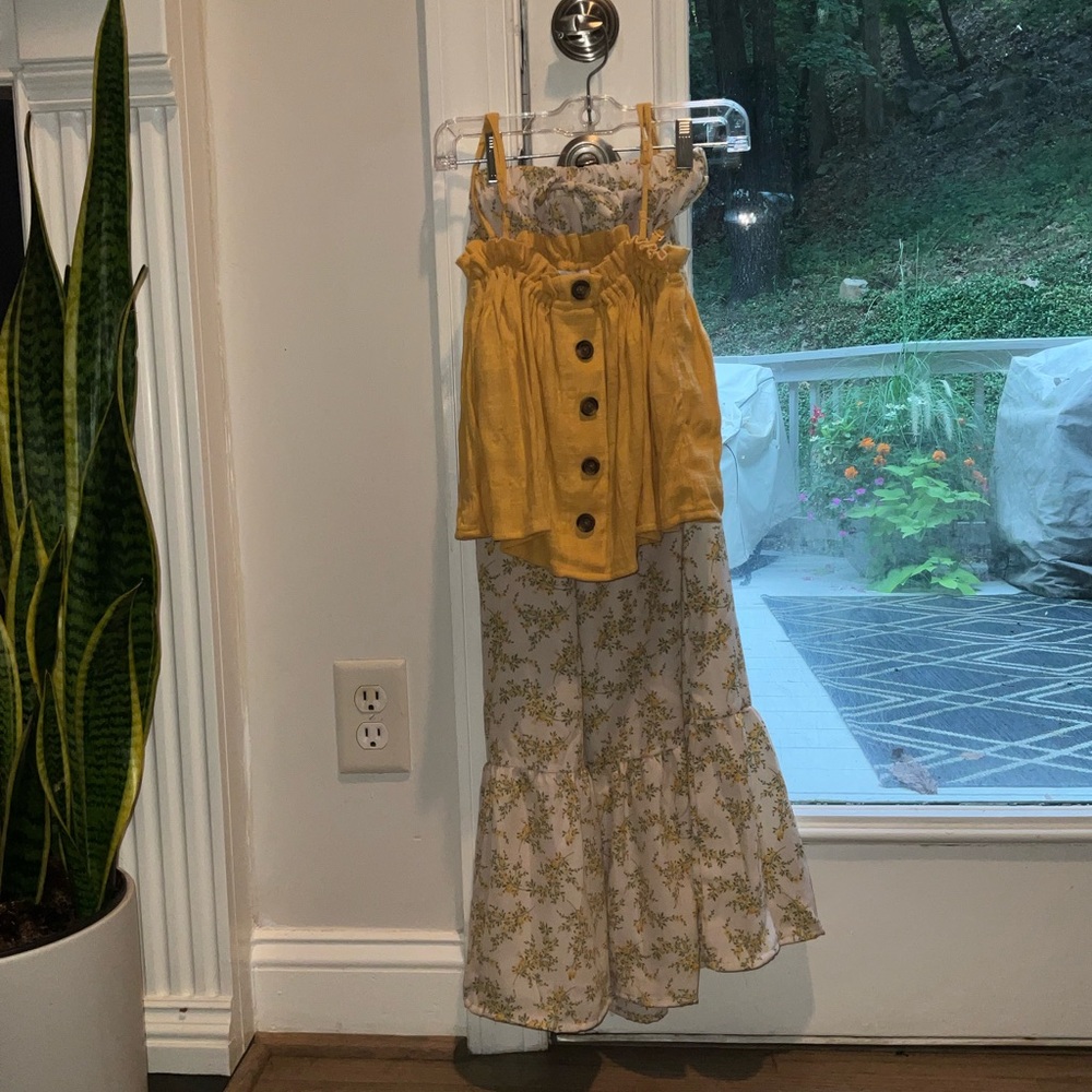 american eagle XS skirt and top set